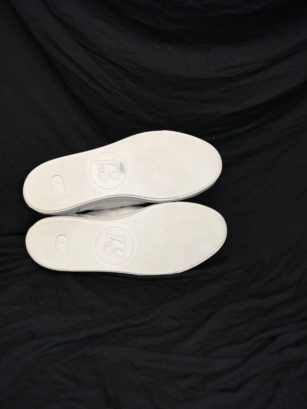 Paul Green floor model